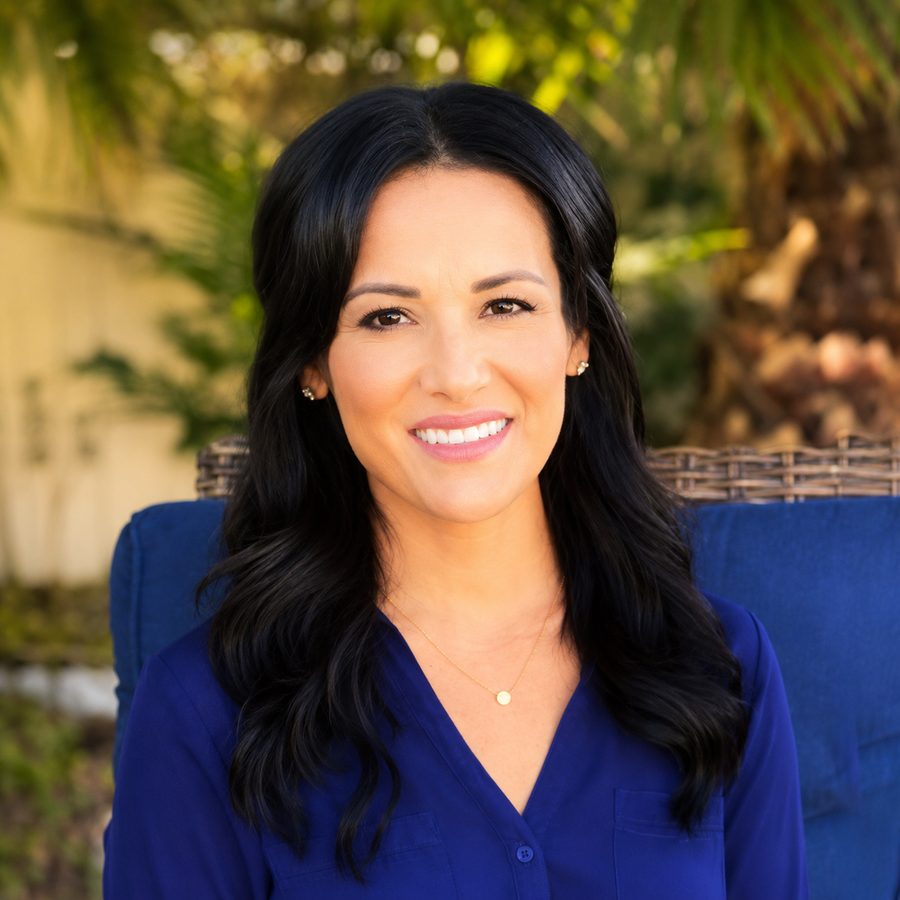 Dulce Reyes, Licensed Marriage and Family Therapist